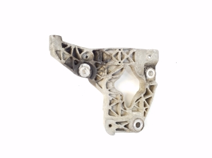 Jeep Grand Cherokee WK2 (2010–2026) A/C compressor bracket 68148383AA - 2