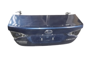 Trunk lid and its parts - 81811AN00