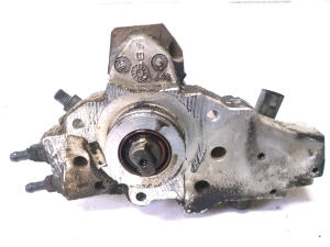 Fuel pump - A6480700001  0445010078