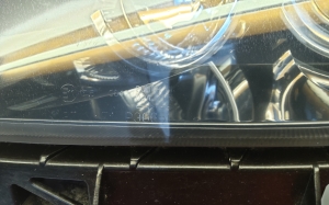 Mazda 323 VI (1998–2004) Scheinwerfer vorne P3665L - 2
