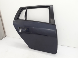  Rear side doors 