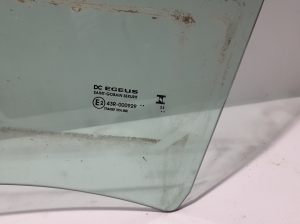 Mercedes Benz Citan 420 (2021–2026) Priekšējo durvju stikls A4206720900 - 2