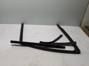 Mercedes Benz Citan 420 (2021–2026) Front door rubber seal A4206710000 - 2