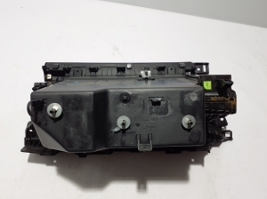 Mercedes Benz Citan 420 (2021–2026) Handschuhfach 681082548R - 3