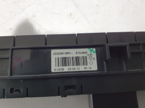 Mercedes Benz Citan 420 (2021–2026) Hazard light switch 283E86196R - 2