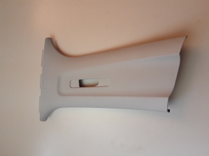 Peugeot 2008 (2013–2026) B-Säulen-Innenverkleidung 9673655977