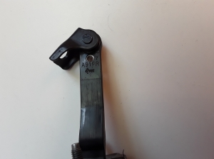 Peugeot 2008 (2013–2026) Front door check A91FR - 3