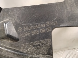 Mercedes Benz EQE V295 (2022–2026) Front grille bracket A2958880600 - 2
