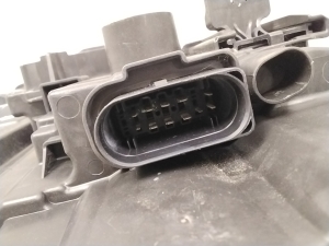 AUDI A3 8V (2012–2020) Esituli 8V0941043E - 2