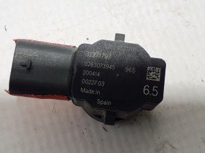 VOLVO XC40 (2017–2026) Front parking sensor 32271797 - 2