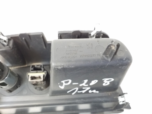Peugeot 208 (2012–2019) USB-pesa 9674655277 - 2
