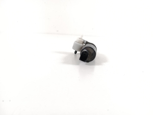 Mini Clubman F54 (2014–2026) Front windshield washer pump 7388349 - 2