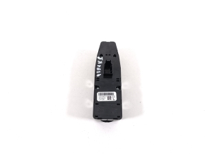 Mini Clubman F54 (2014–2026) Front door glass switch 9354858 - 2