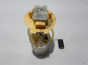   Kraftstoffpumpe im Tank  - 170115219R 