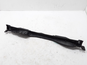   Wiper cowl trim panel  - 668116572R 