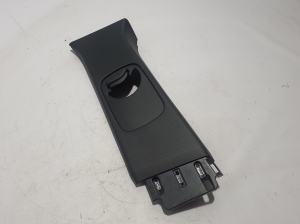   B-pillar interior trim  - 769142142R 