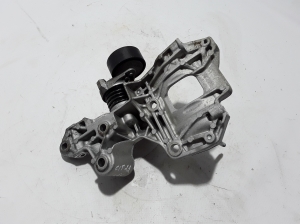 Mercedes Benz Citan 420 (2021–2026) Lichtmaschinenhalter 117105158R - 3