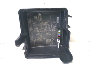 Kia Sorento (2014–2026) Sicherungskastendeckel vorne 91941C5240 - 3