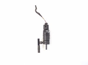 Mercedes Benz E-Class W212 (2009–2015) Front windshield washer pump A2218690121 - 3
