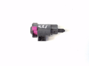 AUDI S5 8T3 (2007–2016) Bremslichtschalter 4F0945459A - 3
