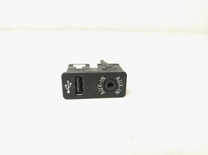   AUX socket  - 9229246 
