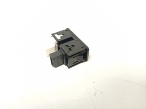 BMW 1 SERIES F20 (2010–2026) AUX socket 9229246 - 2