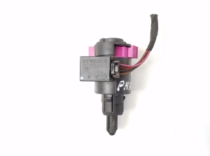Volkswagen Phaeton (2002–2017) Bremslichtschalter 4F0945459B - 2