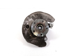 Front wheel hub - 