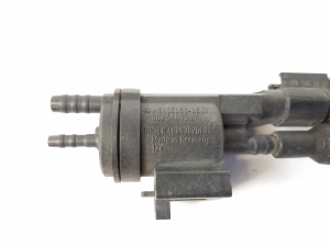 Mercedes Benz C-Class 204 (2007–2014) Magnetventil A0025407097 - 3