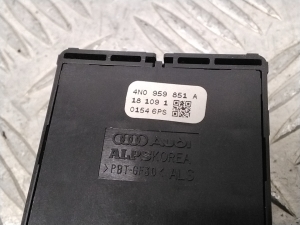 AUDI A8 D5 (2017–2026) Front door glass switch 4N0959851A - 3
