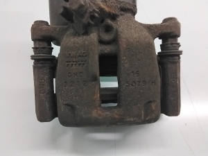 AUDI Q3 8U (2011–2018) Bremssattel hinten 5N0615404 - 3