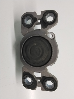 Land Rover Freelander (2006–2014) Engine mount 6G927M121LG - 2