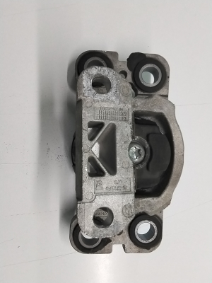 Land Rover Freelander (2006–2014) Engine mount 6G927M121LG - 4