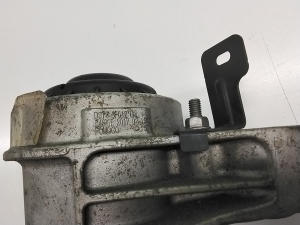 Ford Mondeo V (2014–2018) Engine bracket DS736F012GG - 2