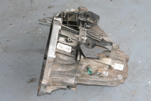 RENAULT Laguna III (2007–2015) Käigukast TL4013 - 4
