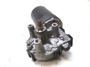 Volkswagen Golf III (1991–1997) Scheibenwischermotor vorne 0390241123CHP - 3