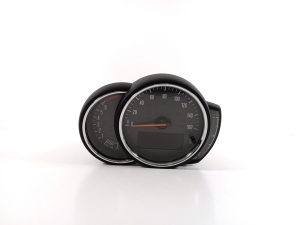   Instrument cluster  - 8779679 