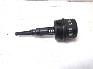 Mercedes Benz C-Class 203 (2000–2007) Õlifiltri hoidik 6740250911 - 2