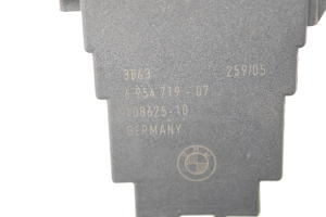 BMW 3 SERIES E90 (2004–2013) Süütelukk 6954719 - 4