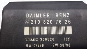 Mercedes Benz C-Class 202 (1993–2001) Esiukse juhtplokk A2108207626 - 3