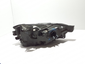 VOLVO XC60 (2017–2026) Headlight 31689277 - 8