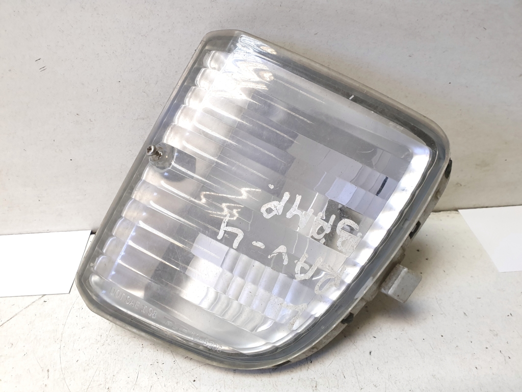 TOYOTA RAV 4 A2 (2000–2005) Front turn signal 125208 TOYOTA RAV 4 A2 (2000–2005) Front turn signal 125208