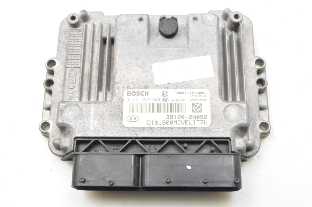 Kia Sportage (2010–2016) Engine control unit 391202A052