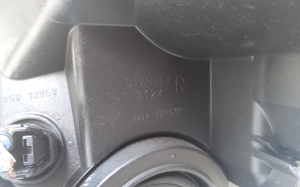 TOYOTA Corola Verso R1 (2004–2009) Scheinwerfer vorne 3124 - 4