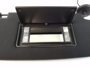 Jeep Grand Cherokee WK2 (2010–2026) Sun visor P68145040AA - 3