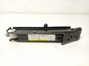 Volkswagen Polo V (2009–2017) Jack 6R0011031L - 4