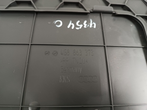 AUDI A7 (2010–2018) Cita bagāžnieka iekšpuses detaļa 4G8863373A - 2