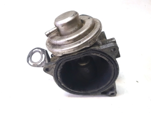 Volkswagen Transporter T5 (2003–2015) EGR-klapp 070128070B - 2