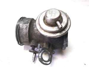 Volkswagen Transporter T5 (2003–2015) EGR-klapp 070128070B - 4