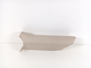   Interior trim of the rear strut  - 4G8867288 
